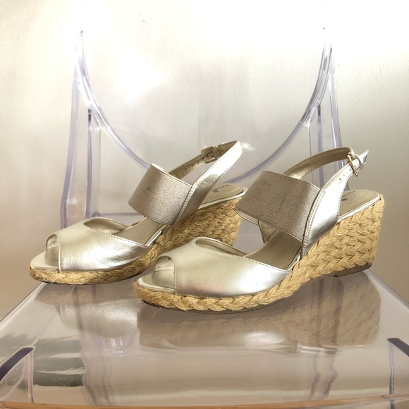 Open-toe sandal espadrilles